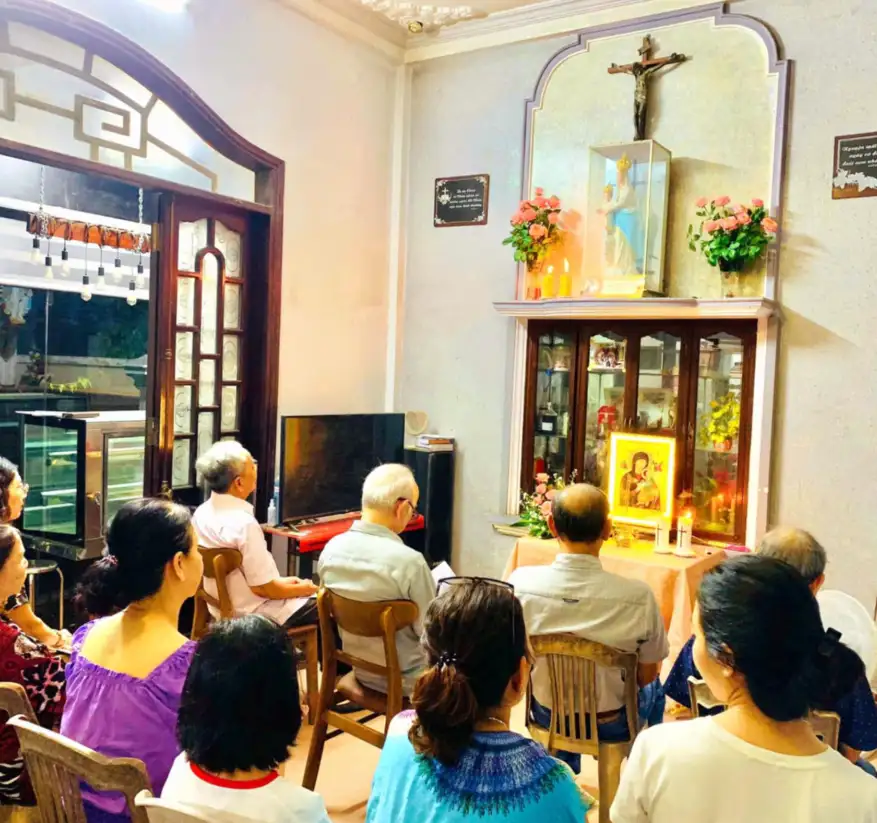 Giờ kinh tối trong nhịp sống đời thường